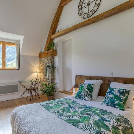 Gite De Charme : La Grange Au Lac Azur Treffort  ภายนอก รูปภาพ