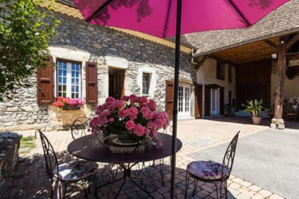 Gite De Charme : La Grange Au Lac Azur Treffort  ภายนอก รูปภาพ