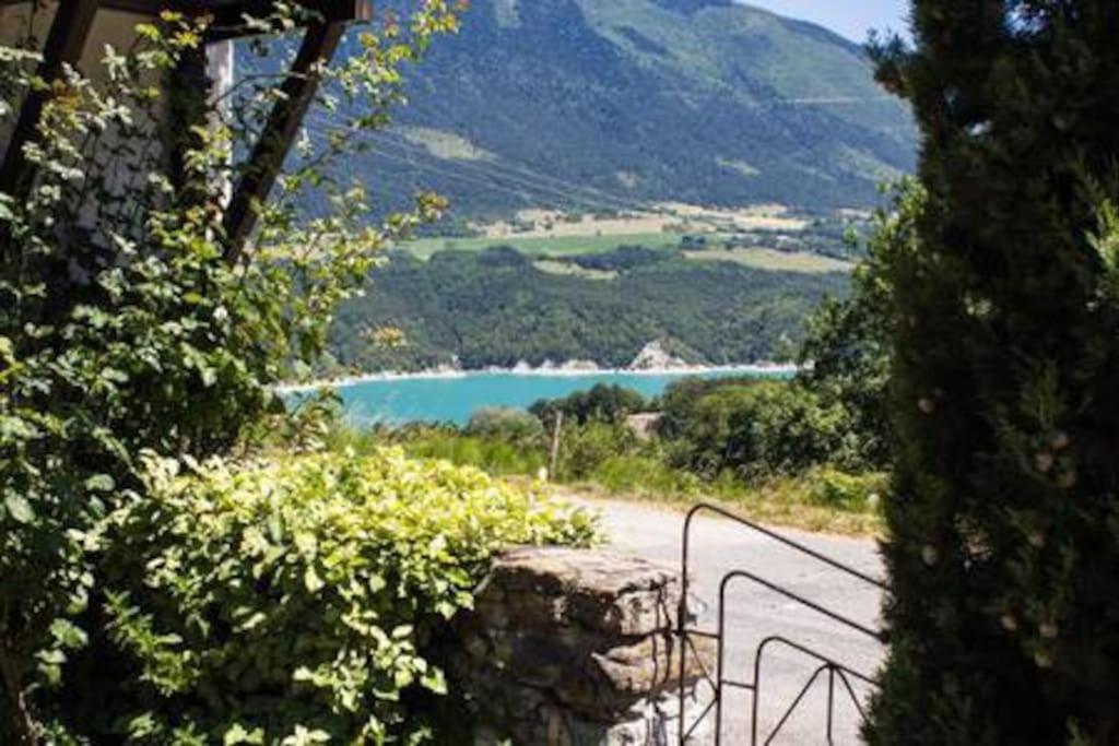 Gite De Charme : La Grange Au Lac Azur Treffort  ภายนอก รูปภาพ